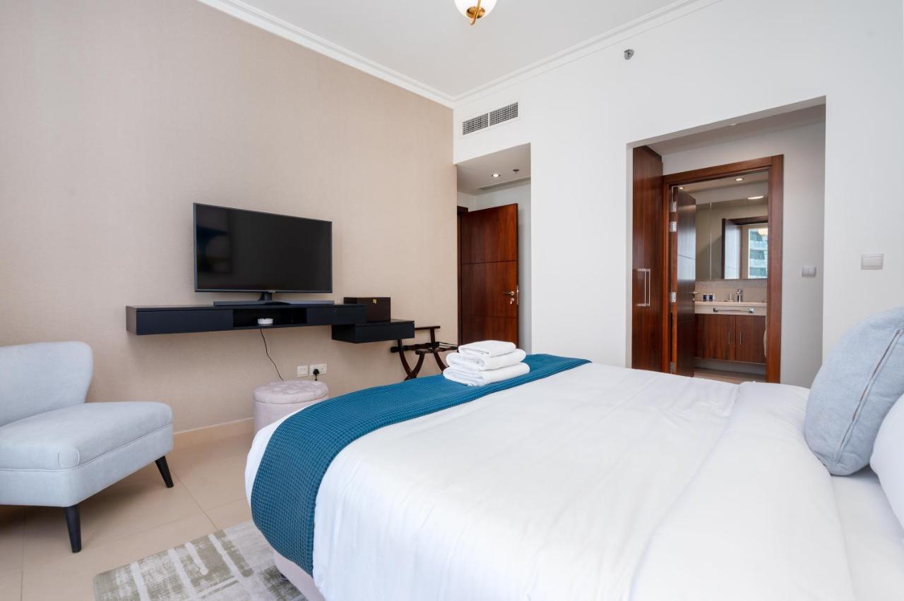 Vacay Lettings - Burj Vista High Floor Burj Khalifa & Fountain View Leilighet Dubai Eksteriør bilde